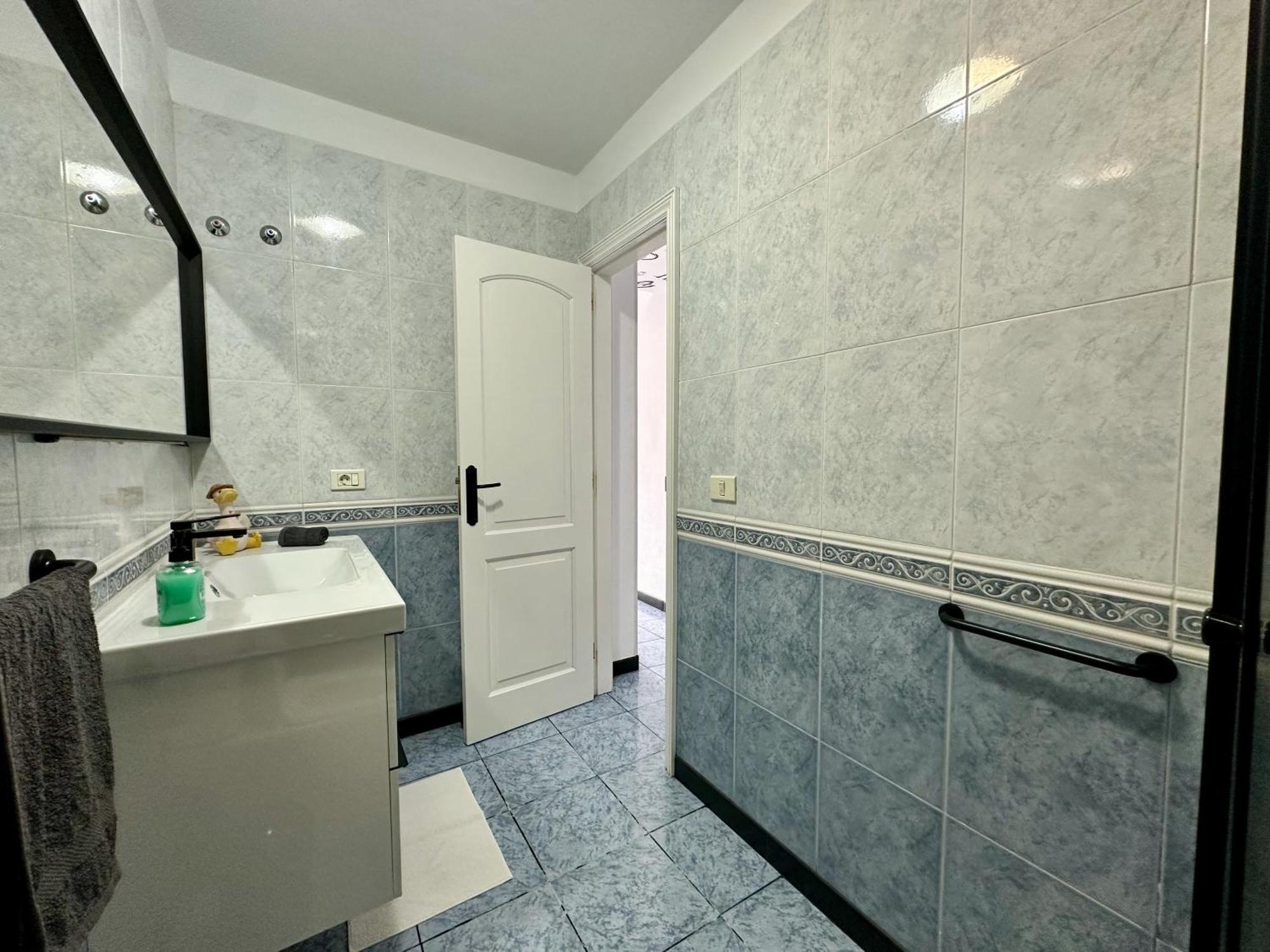 Pambnb - Chic Beachside Apartment Playa San Juan Экстерьер фото