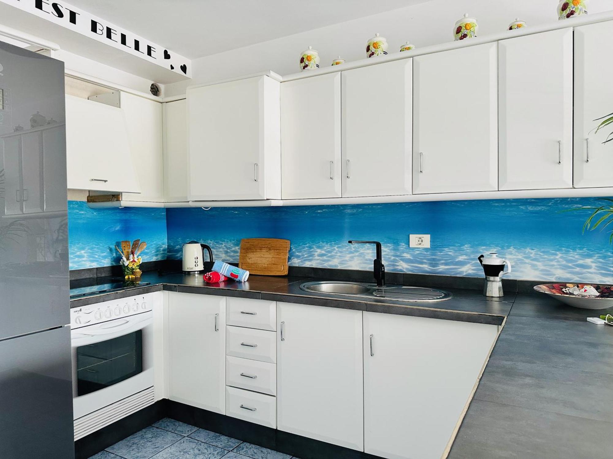 Pambnb - Chic Beachside Apartment Playa San Juan Экстерьер фото