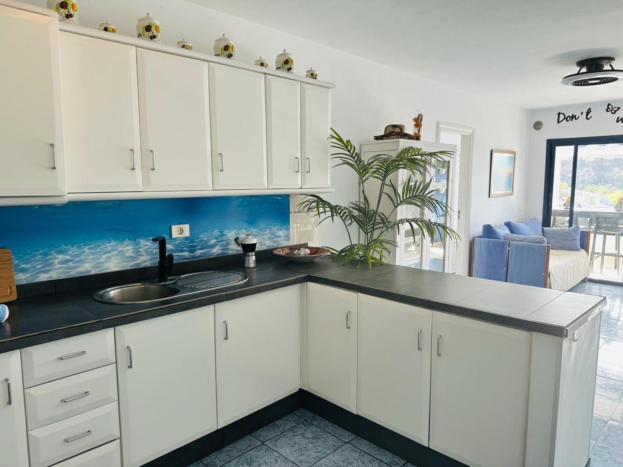 Pambnb - Chic Beachside Apartment Playa San Juan Экстерьер фото