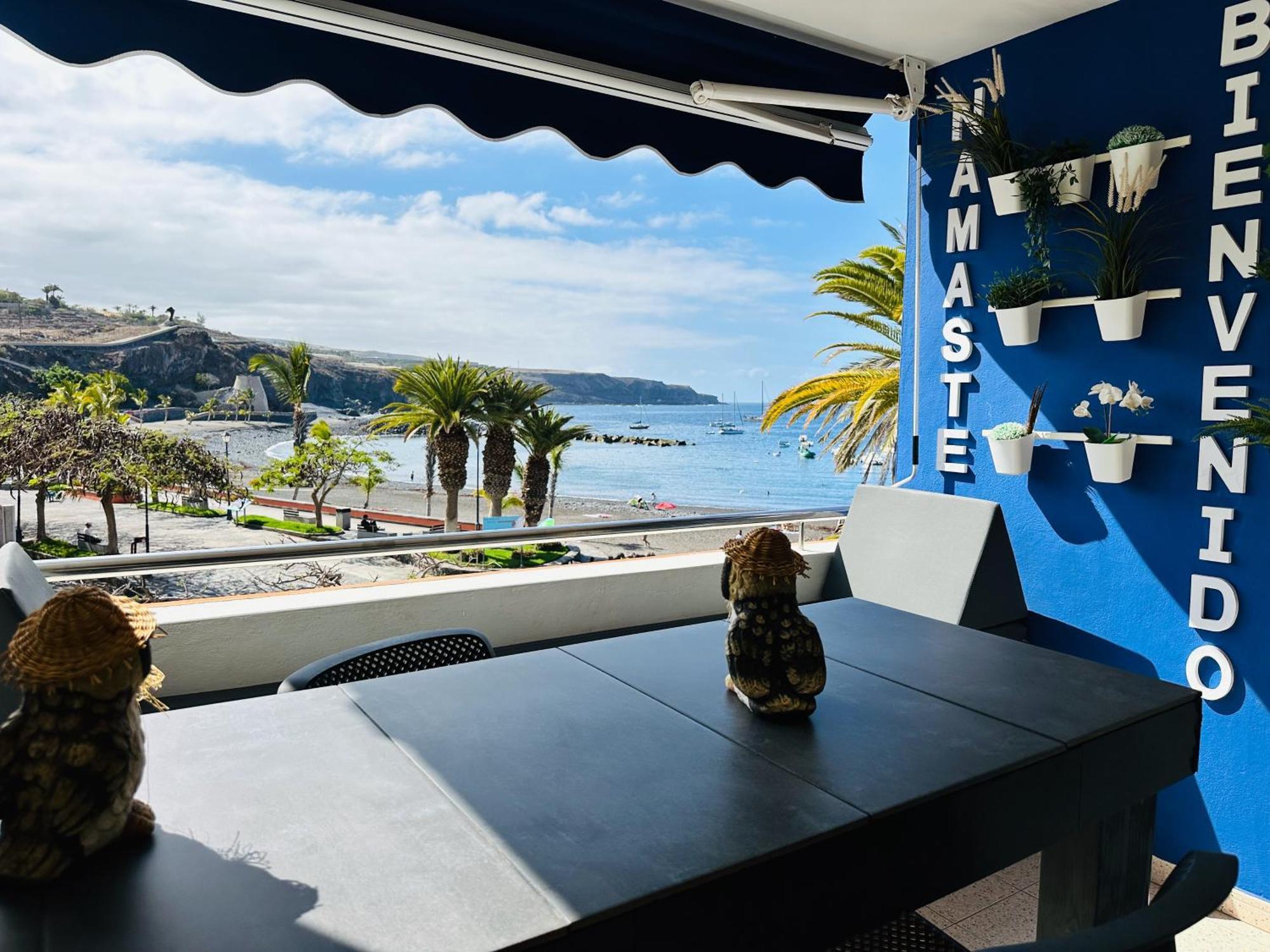 Pambnb - Chic Beachside Apartment Playa San Juan Экстерьер фото
